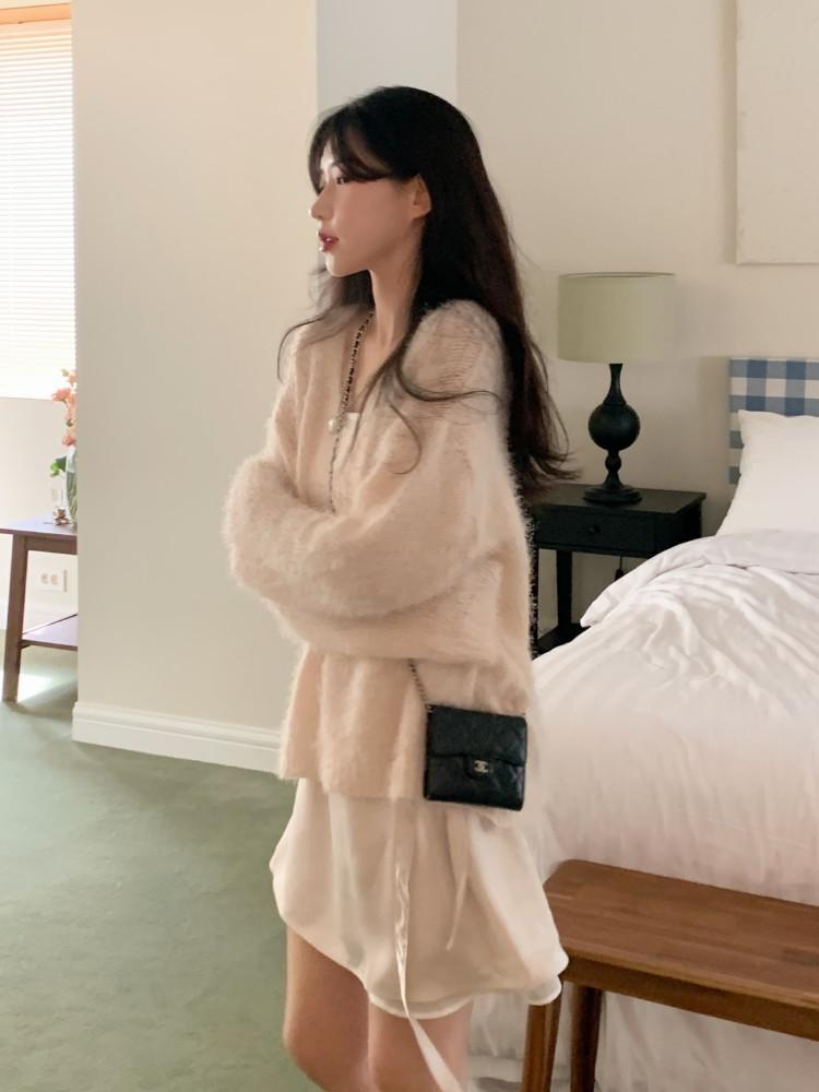 솜사탕 브이넥 루즈 니트(당일출고)