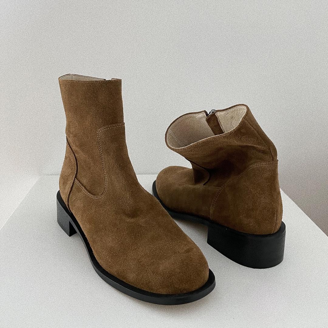 Gabrielle suede boots