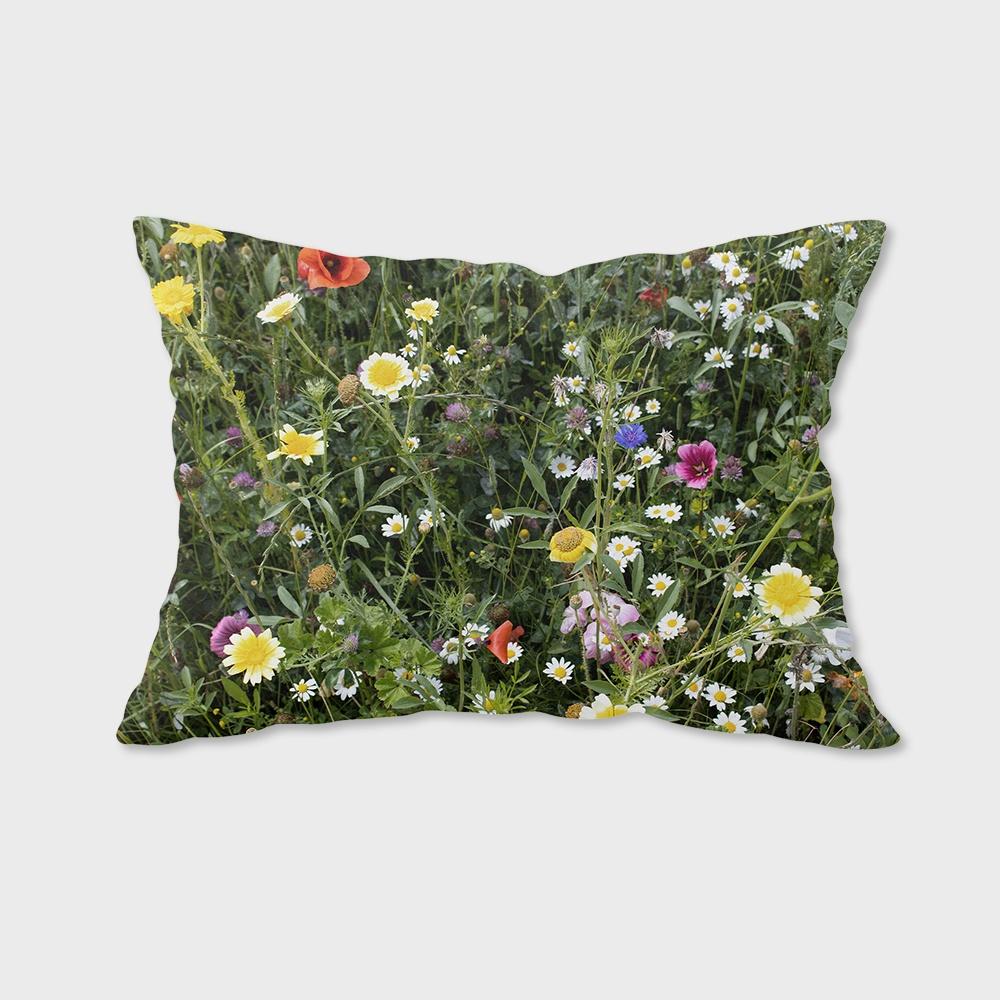 [29CM 단독] 자연을 담은 포토 디자인 베개커버 - 10 WILD FLOWER