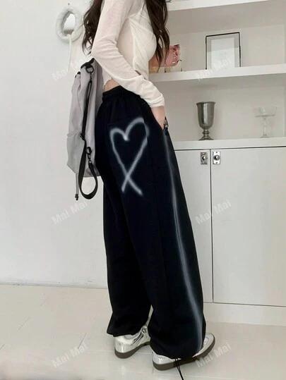 하트 그래피티 드로스트링 루즈 핏 스트레이트 레그 캐주얼 팬츠