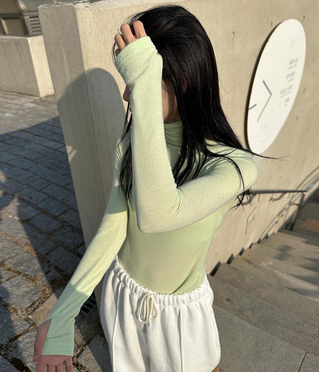 WARMER TURTLE NECK T