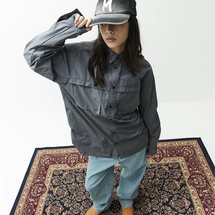 레이버 2111 유틸리티 루즈핏 다크그레이 셔츠