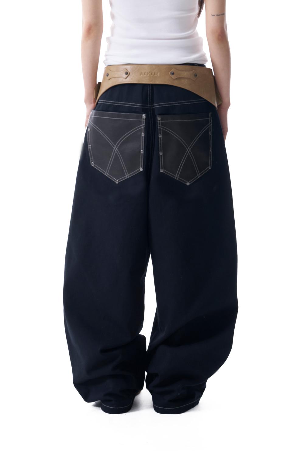 [7.10 예약배송] Leather Mixed Cotton Pants (Black)