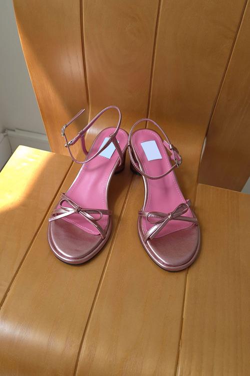 라운드토 리본 앵클스트랩 둥근굽 샌들힐 5cm 3컬러