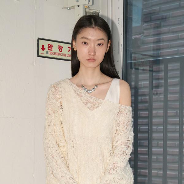 Fuzzy-Texture Loose Knit (Ivory)