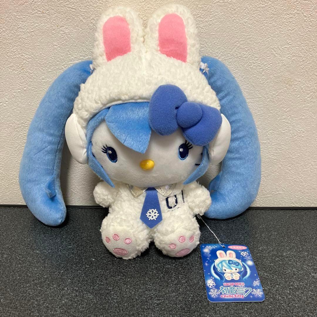 初音ミク　雪　snow miku ハローキティコラボ　ぬいぐるみ　雪ミク