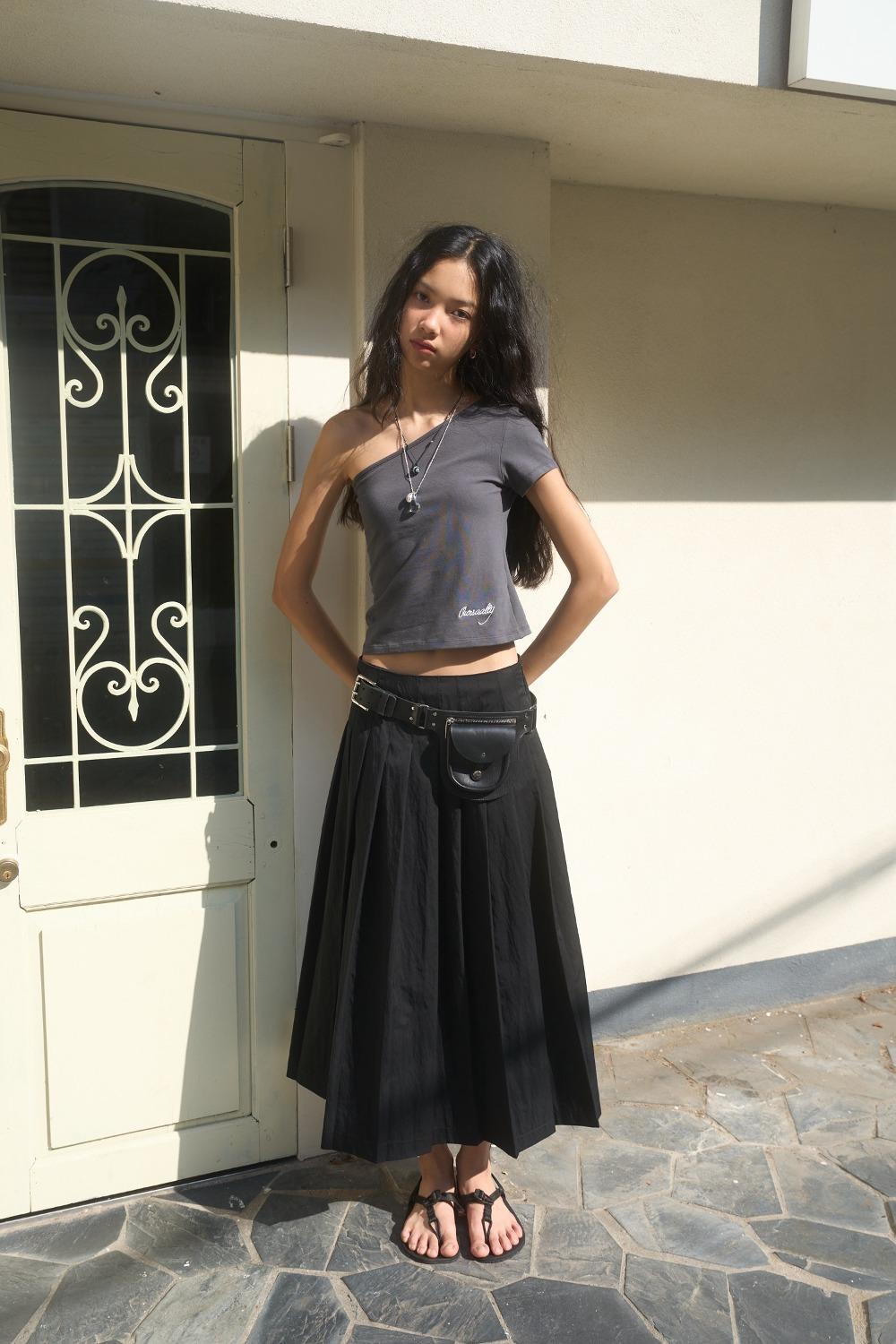 Fan Pleats Skirt / Black