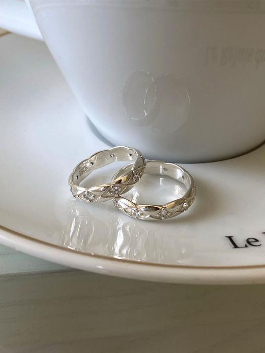 Twinkle twinkle ring