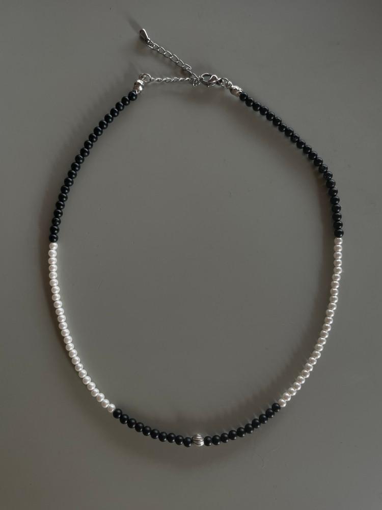 [Black Pearl Contrast] 블랙 담수 진주 목걸이