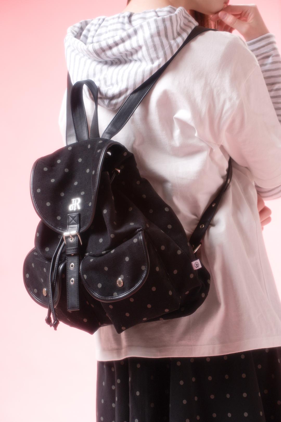 [3월 10일까지 백팩 구매 시 뱃지 무료 증정] DOT POCKET BACKPACK 3/5~ 발송예정