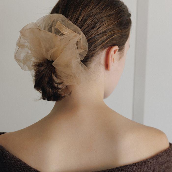 SHEER BLOOM SCRUNCH, BEIGE