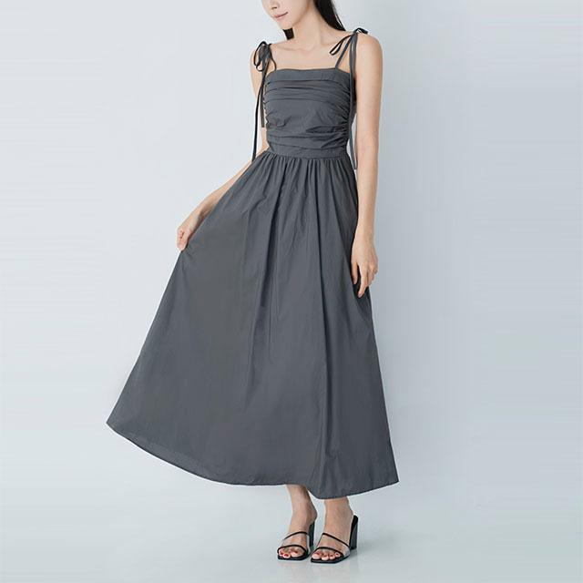 리틀마켓 휴양지 리본 끈나시 스모크 셔링 뷔스티에 롱 원피스 OF03B3 드레스 튜브 탑 챠콜 핑크 화이트 여행 휴가 바캉스 바닷가 비치 해변 수영복 룩