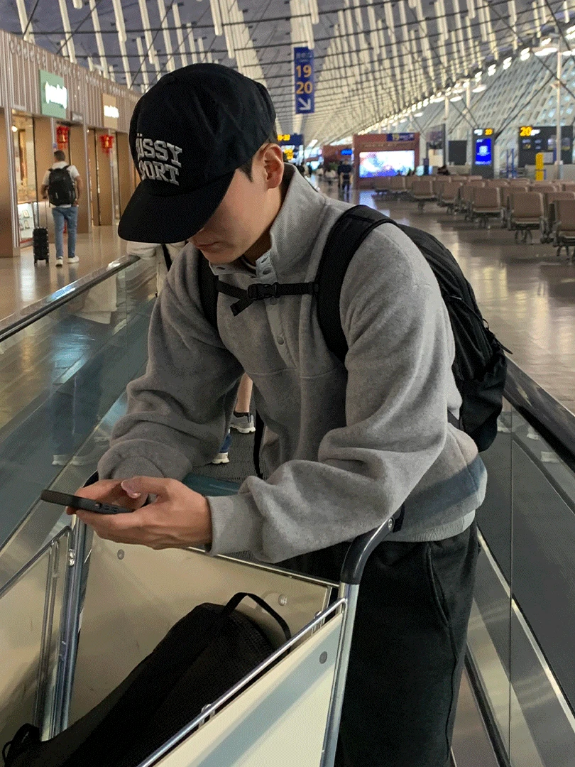 풀오버 후리스 맨투맨