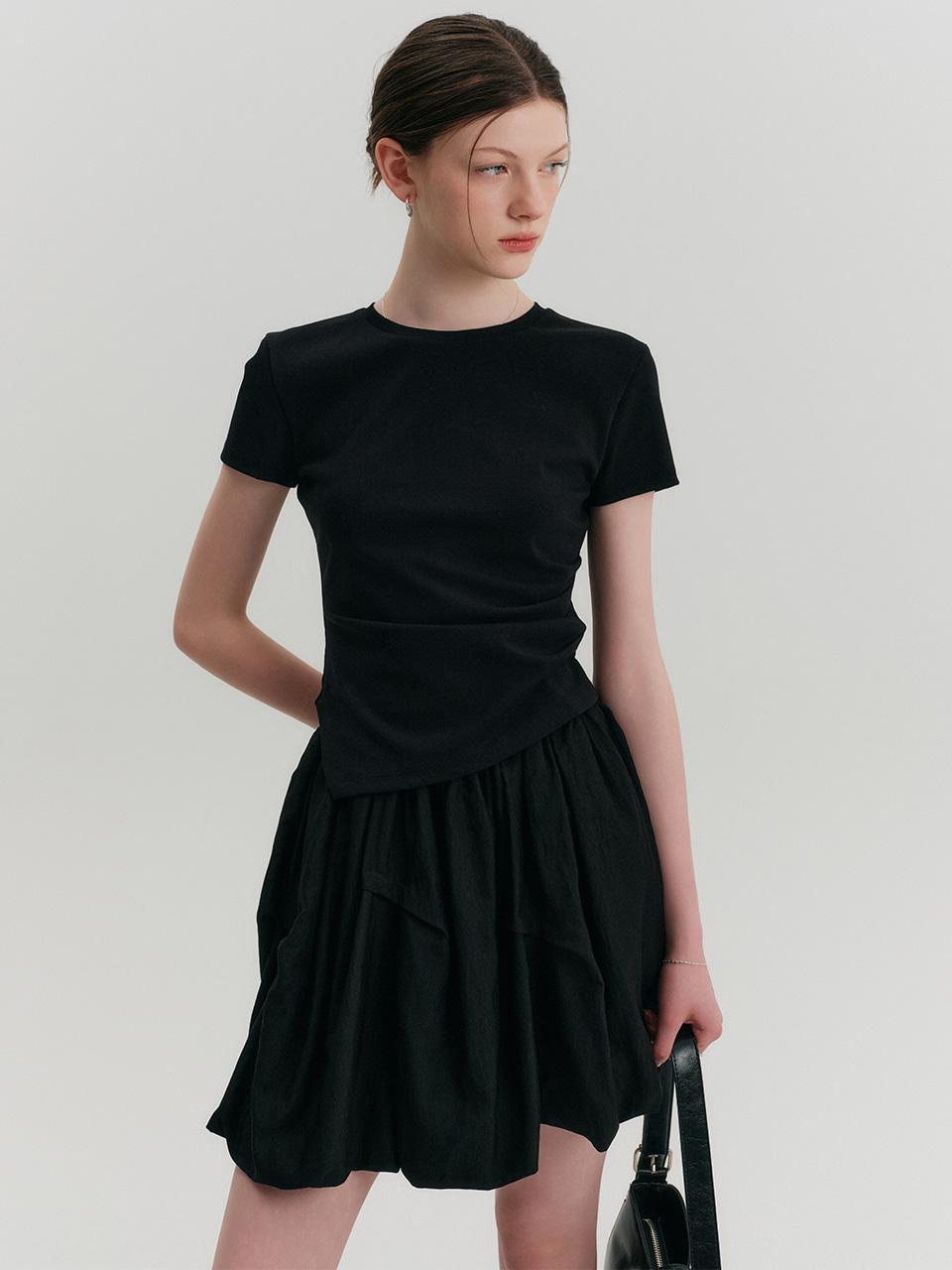 룩캐스트 제제 언발란스 티셔츠_블랙 / ZEZE UNBLANCE T-SHIRT_BLACK