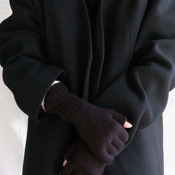 Wrist Line Hand Warmer (Black)