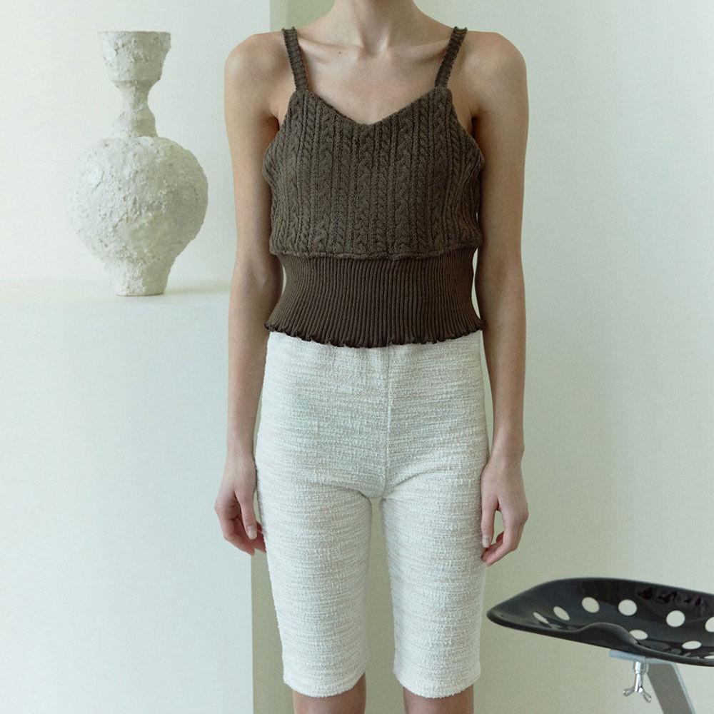 TEXTURED BIKER SHORTS [BEIGE]
