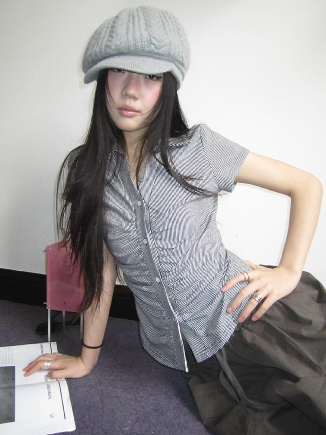 ang:project V-neck Pleats Polo T-shirt