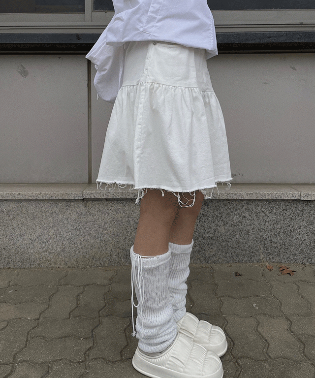 피크온 벤디 셔링 플레어 미디 스커트