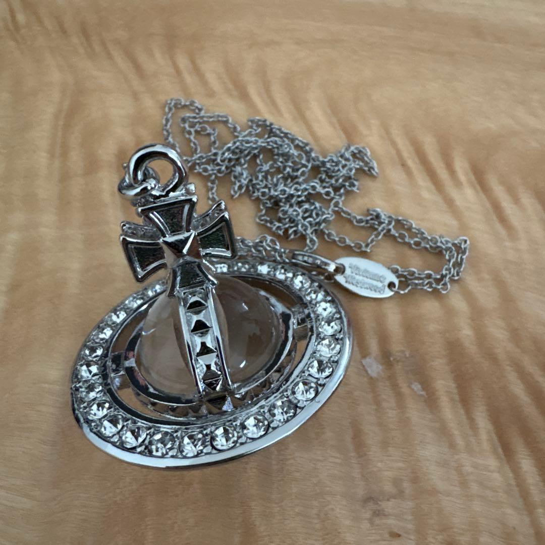 v iv ienne Westwood クロスモチーフ ネックレス