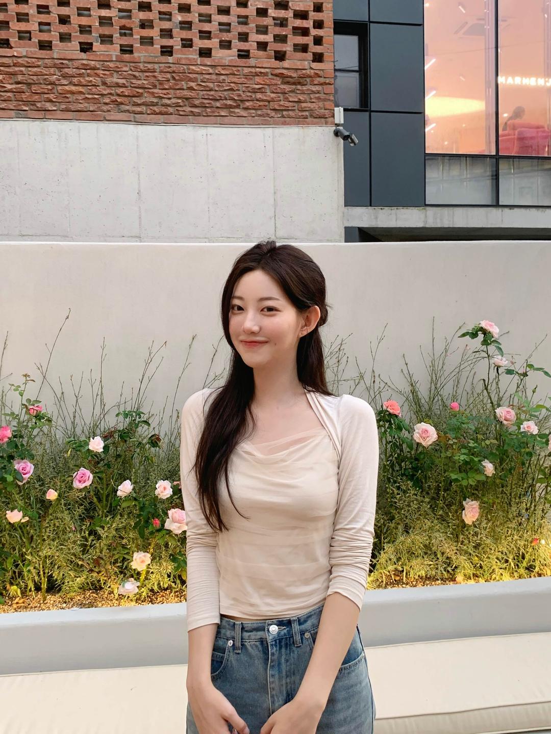 (pre-order) anne bolero long sleeve - beige