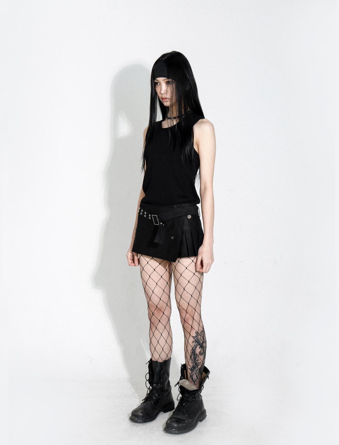 Eyelet point  sleeveless (Black) (SAMEDAY-DELIVERY)