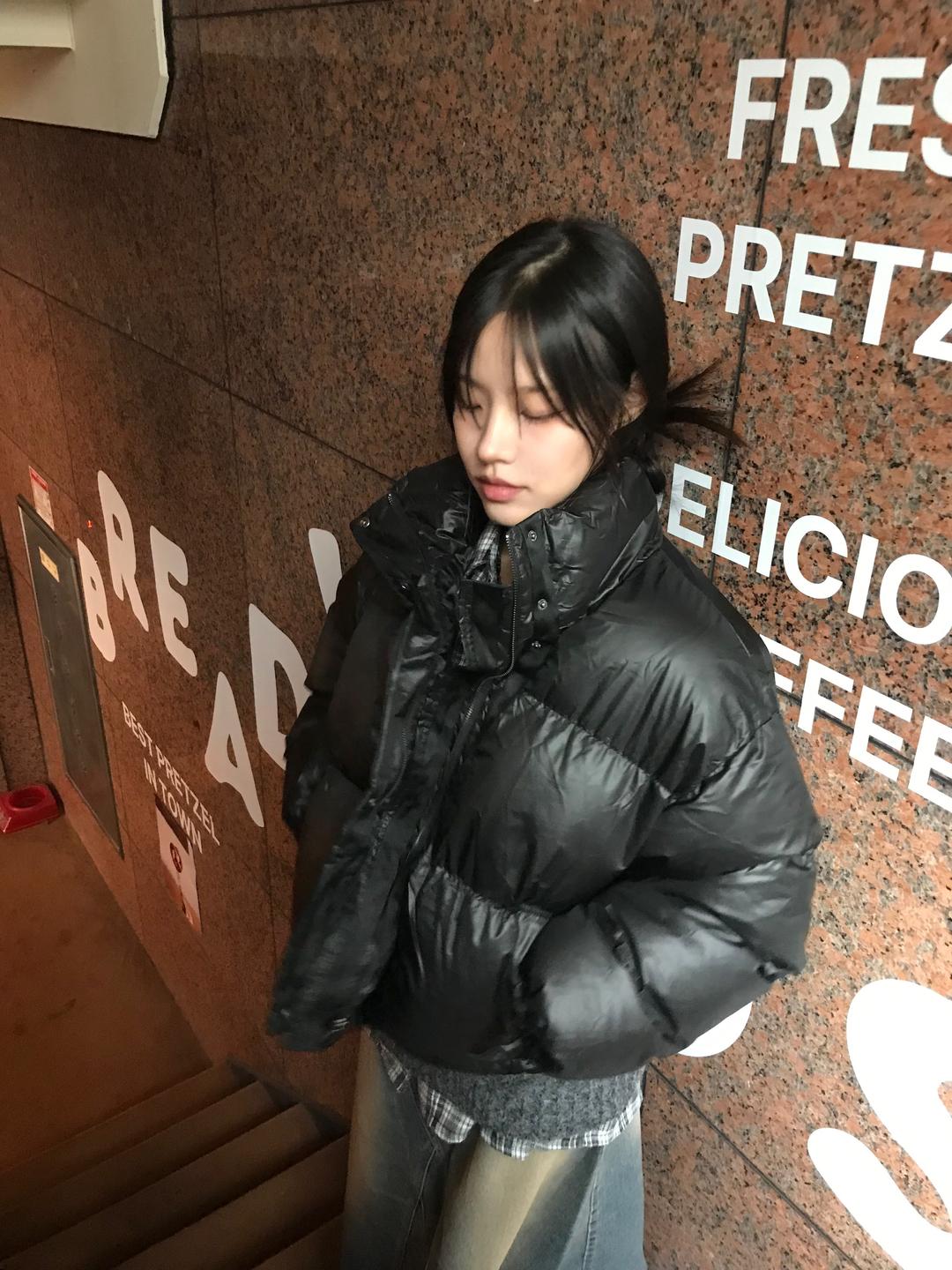 스티키비 [고퀄리티/핏보장🖤] 로이 이중 잠금 스트링 디테일 크롭 패딩
