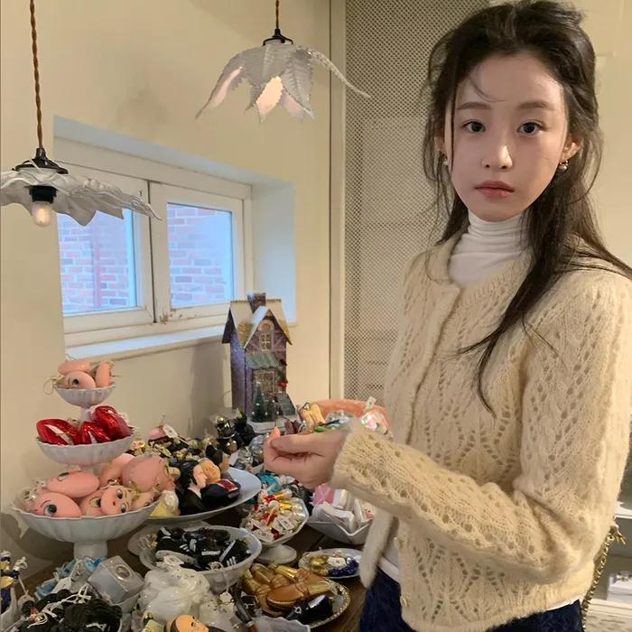 (2차_12/18일 예약배송)Brushed mohair crochet cardigan_cream