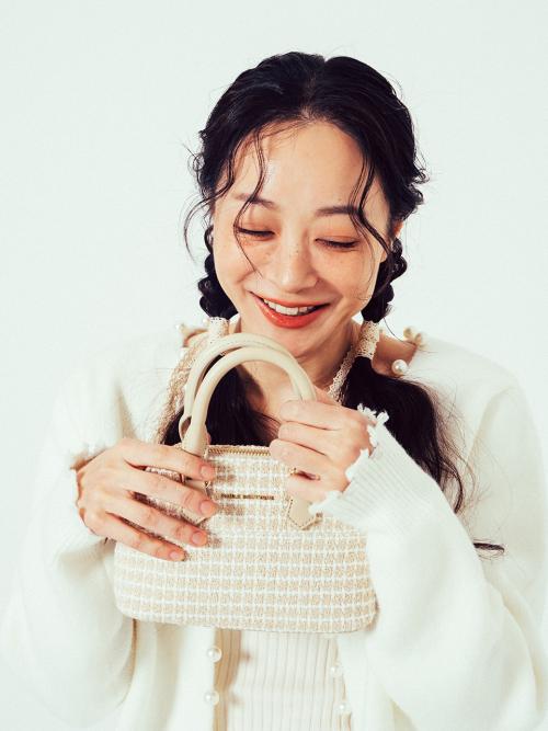 폴스부띠끄(PAULSBOUTIQUE)  BABY MAISY [TWEED GOLD] - 사이즈 & 후기 | 무신사