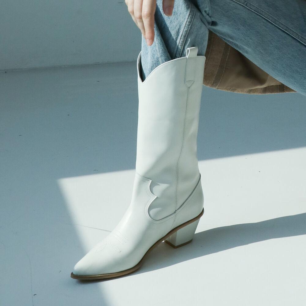Western Boots (White)