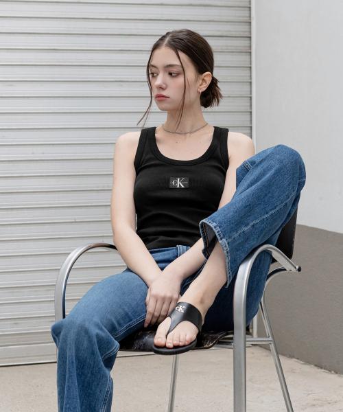 여성 우븐 라벨 립 탱크 J225580 BEH