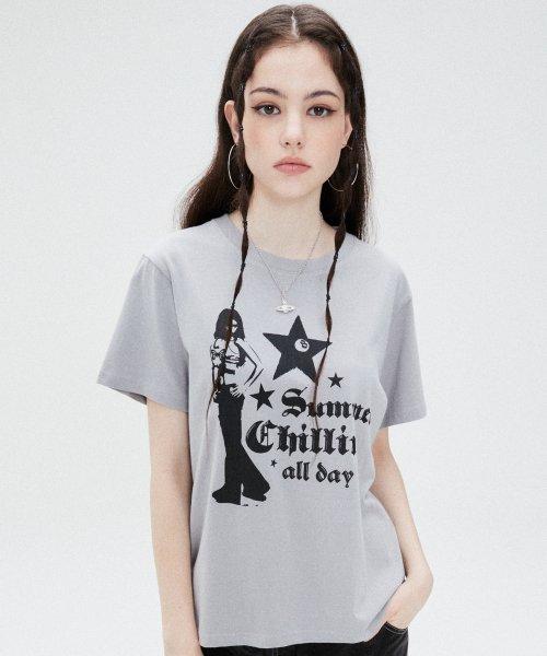 SU SUMMER CHILLIN TEE(CHARCOAL)