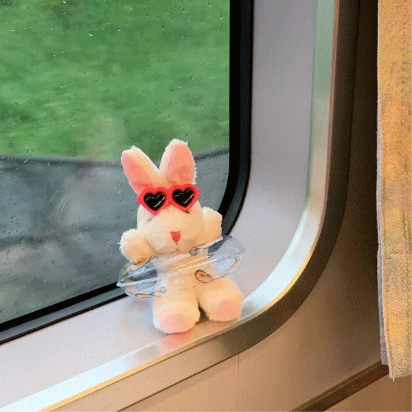 [🐰튜브포함/최저가!!!🐰] 귀염뽀짝 하이틴 선글라스 튜브 토끼 인형 키링