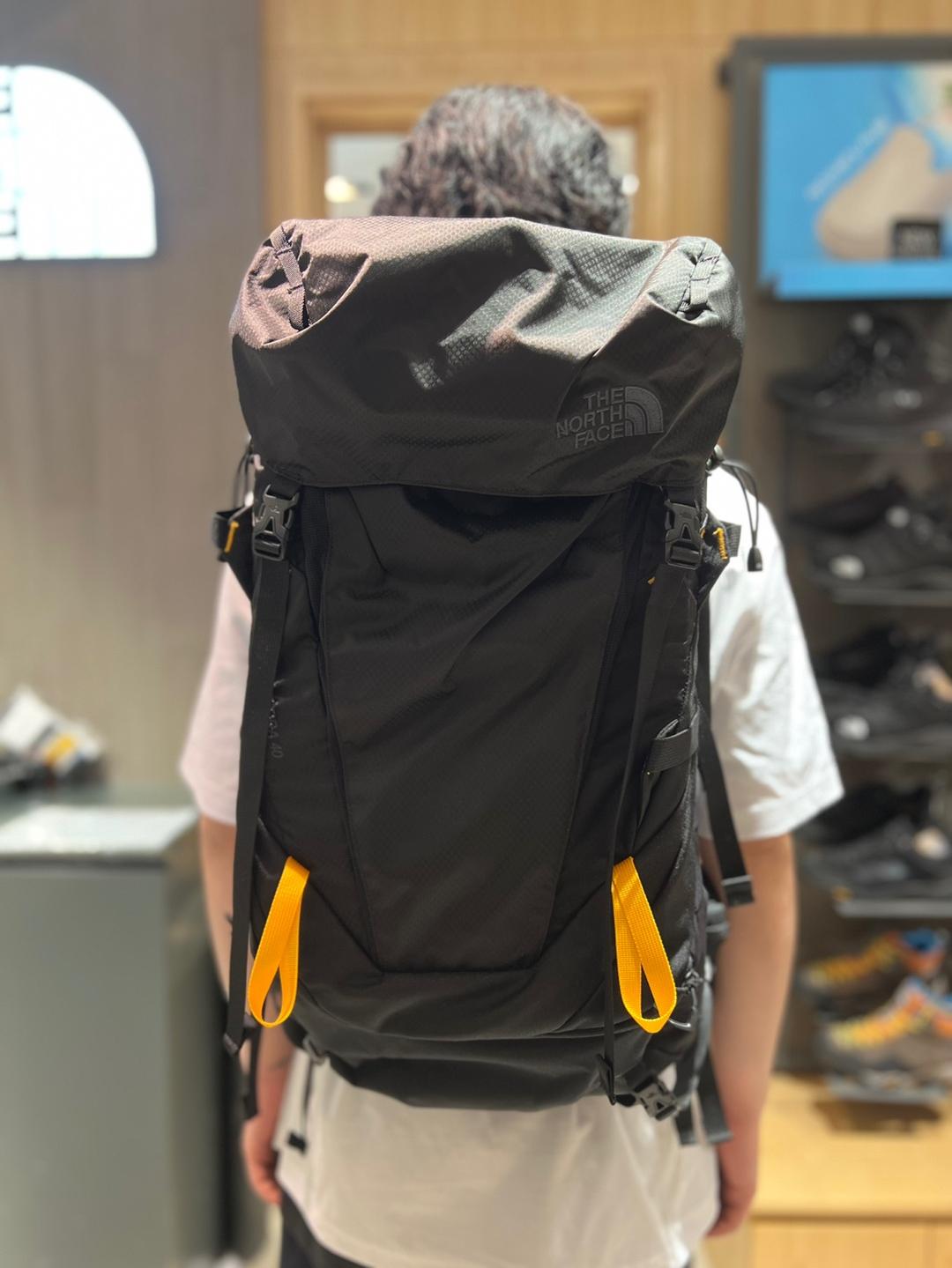 [노스페이스] 22FW 테라 40L 백패킹 등산배낭 NM2TN77 ALL