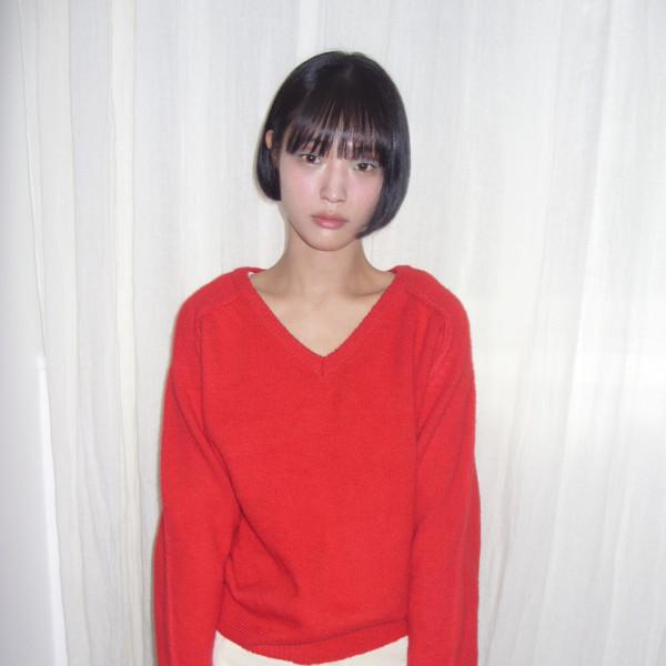 soft v-neck knit_red