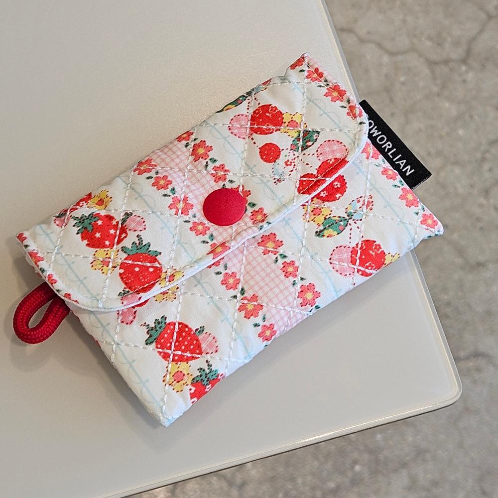 [소월리안] 카드지갑_누빔딸기