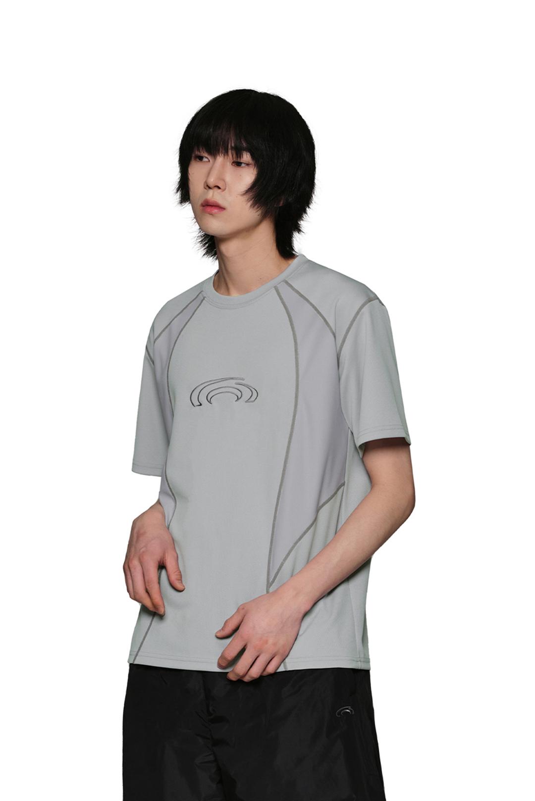 FLATLOCK STITCH SHORT-SLEEVED T-SHIRT - LIGHT GRAY (5/30일 예약배송)