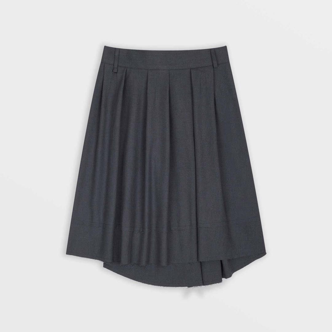 Rover Raw Pleats Skirt (Charcoal)