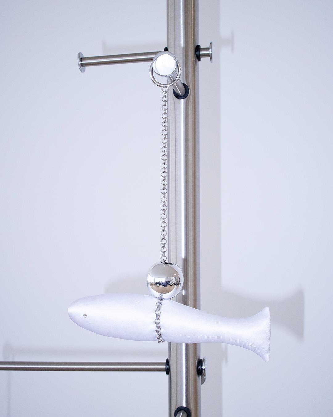 Luck Fish (White) 액막이 명태