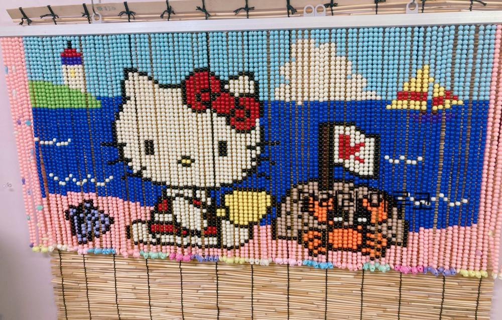 감사 할인 . 특가 . 바닷가 키티 . 비즈발 . 구슬발