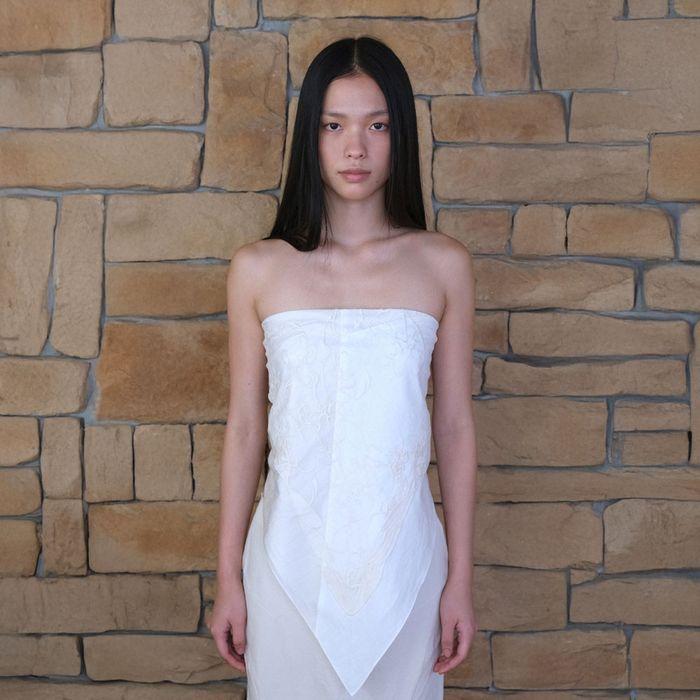 Flow Line Rhombus Scarf Top
