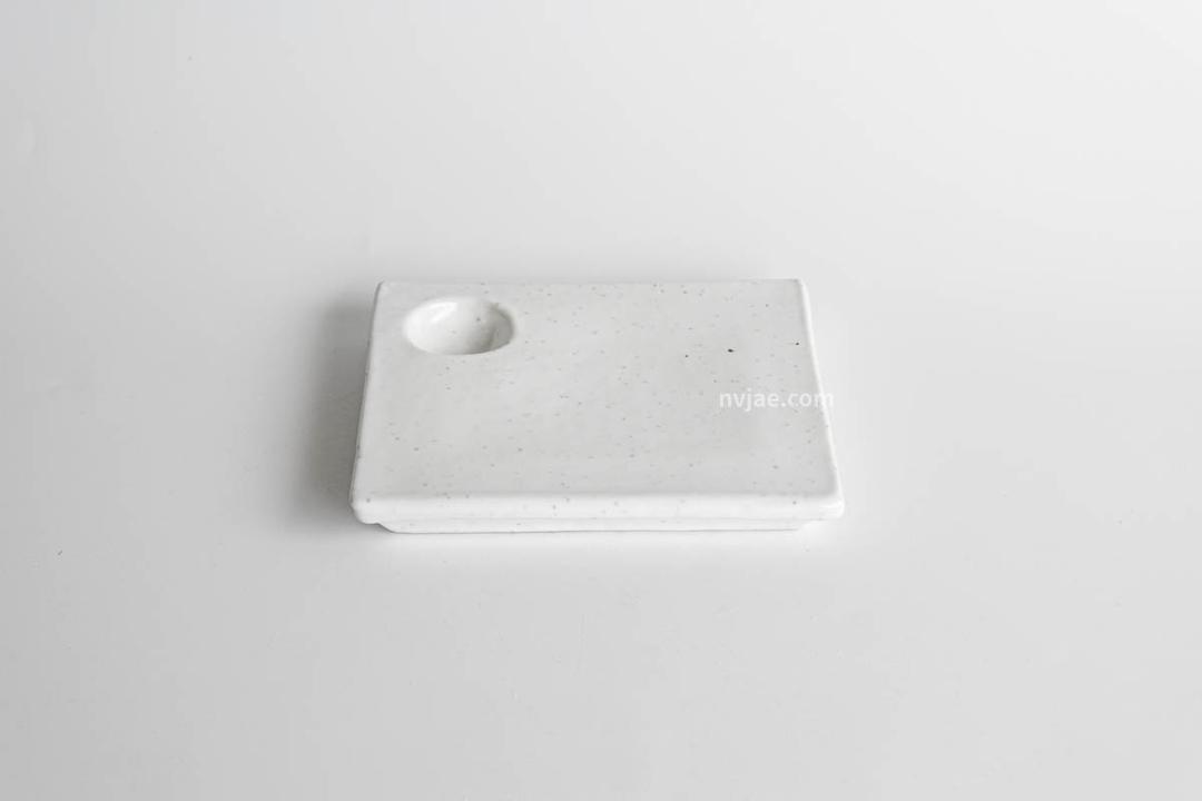 파임_Rough white