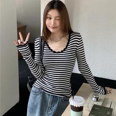 레이스 스트라이프 긴팔 슬림 라운드 티셔츠