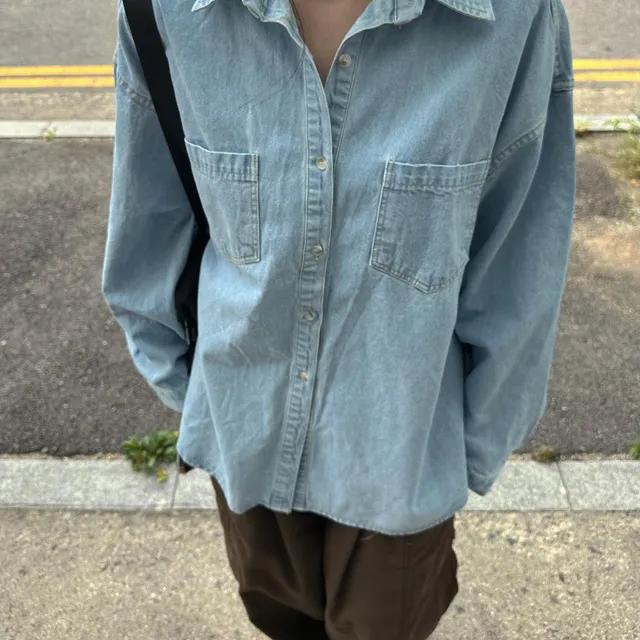 포켓 루즈핏 데님셔츠