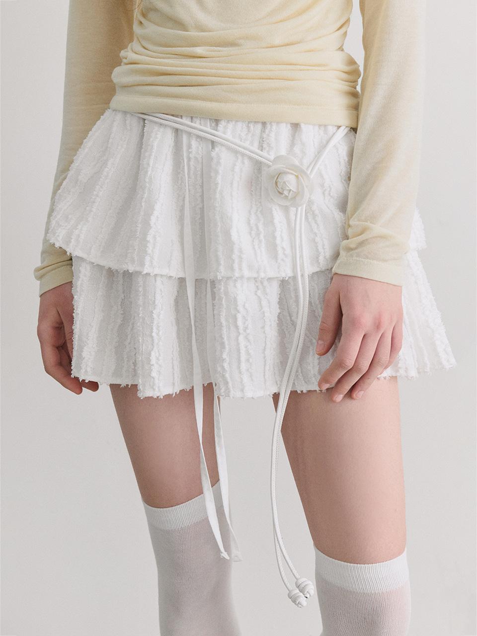 에트몽 Texture Tiered Mini Skirt, White