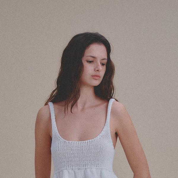 Fresh Peplum Sleeveless Knit (White)