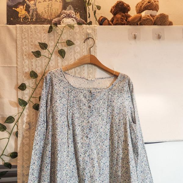 sm2 잔꽃 블라우스