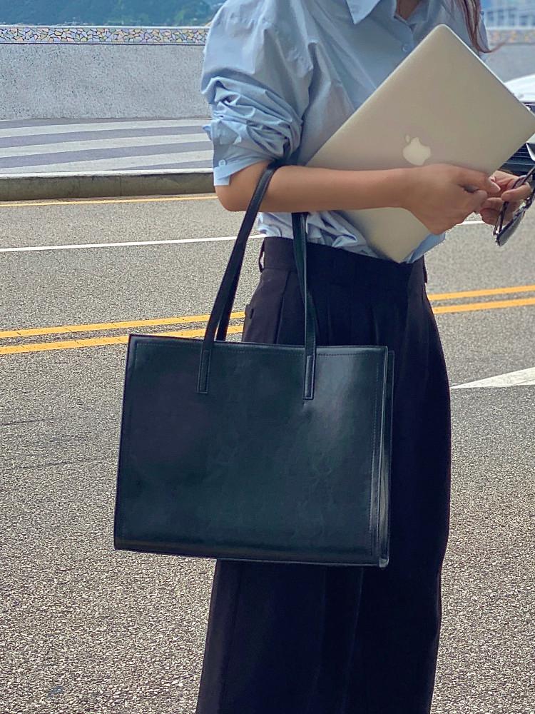직장인 대학생 데일리 스퀘어 가죽 빅 쇼퍼백 숄더백 보부상 가방