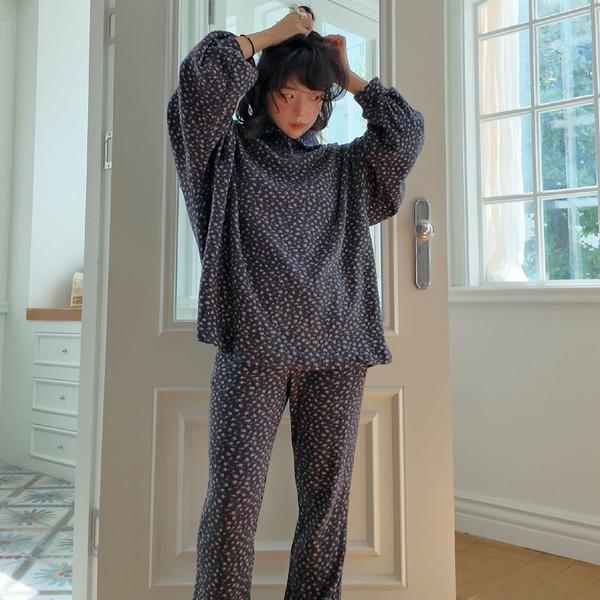 와플 잔꽃 플레어 팬츠