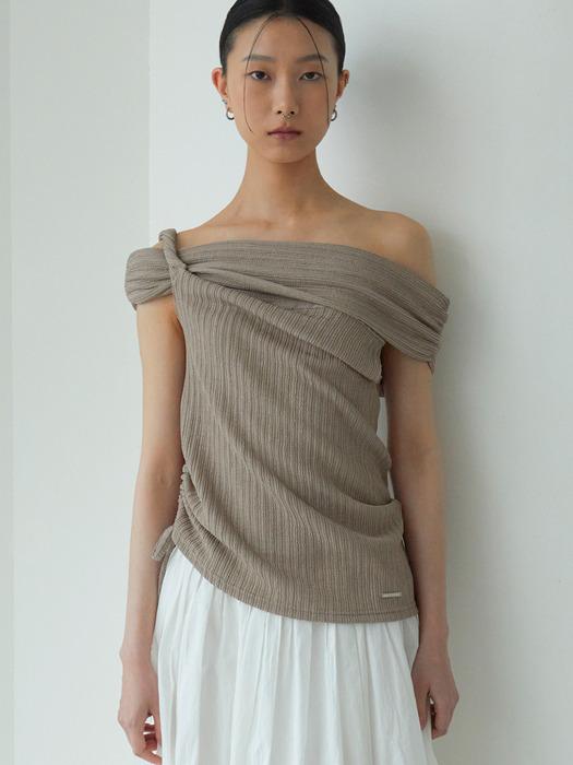 TWIST OFF-SHOULDER (MOCHA)