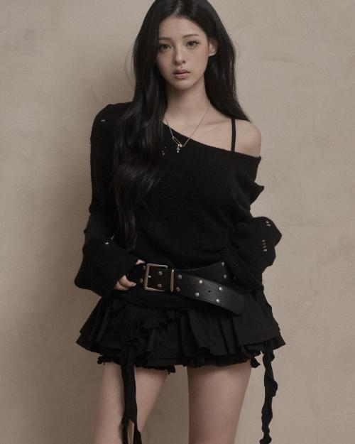 Damage Punching Knit (black)